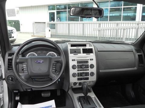 Ford Escape 2009 photo 2