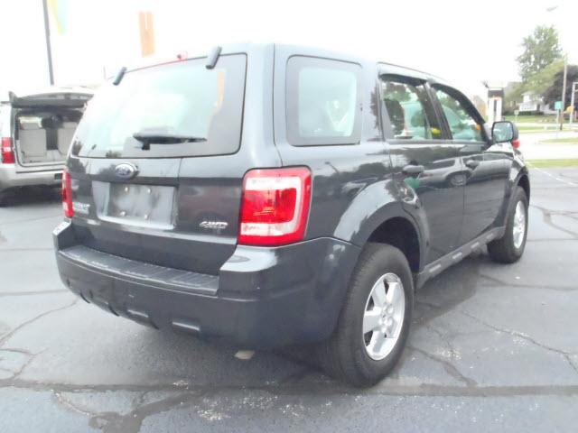 Ford Escape 2009 photo 2