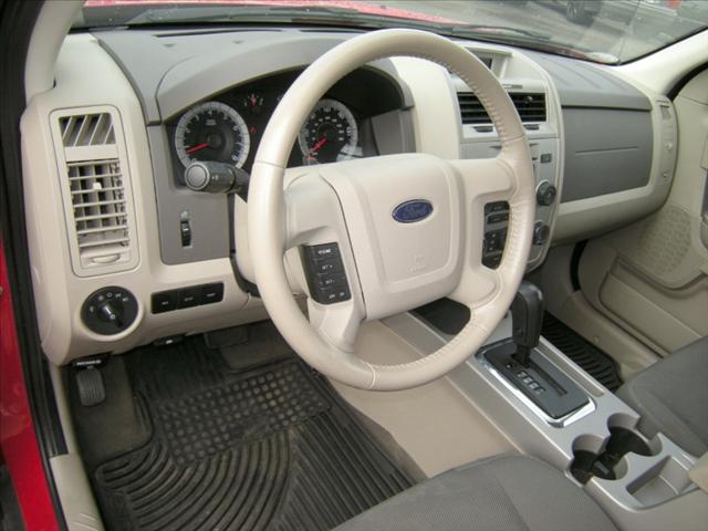 Ford Escape 2009 photo 3