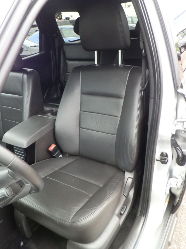 Ford Escape 2009 photo 11