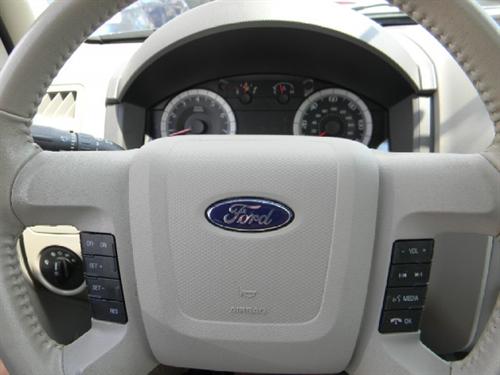 Ford Escape 2009 photo 3