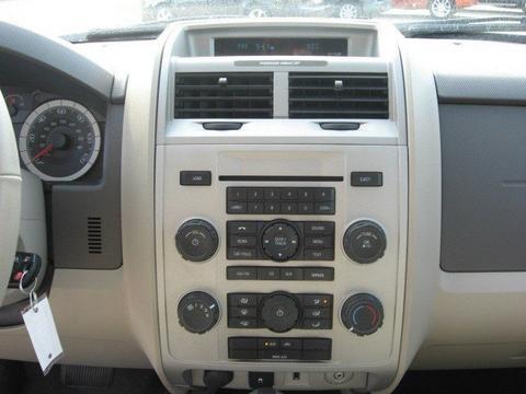 Ford Escape 2009 photo 1