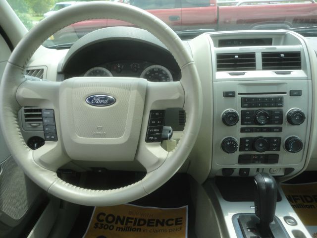 Ford Escape 2009 photo 10