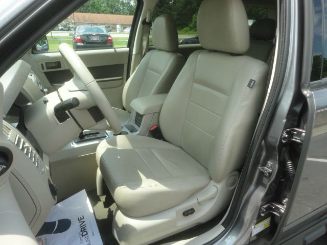 Ford Escape 2009 photo 13