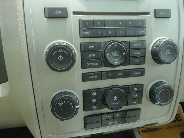 Ford Escape 2009 photo 16