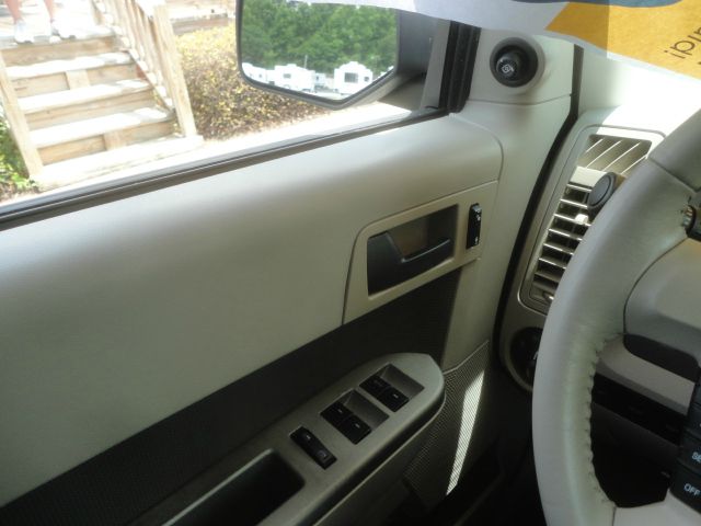 Ford Escape 2009 photo 22