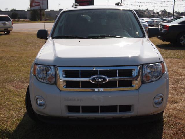 Ford Escape ESi Sport Utility