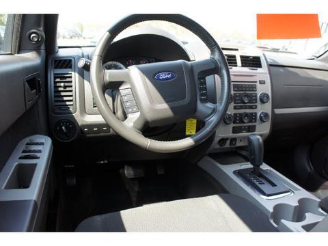 Ford Escape 2009 photo 2