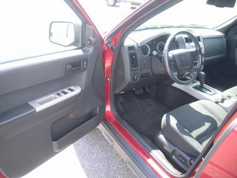 Ford Escape 2009 photo 2