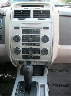 Ford Escape 2009 photo 1