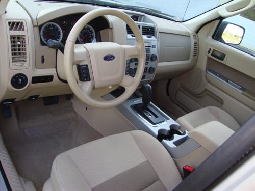 Ford Escape 2009 photo 4