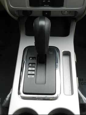 Ford Escape 2009 photo 1