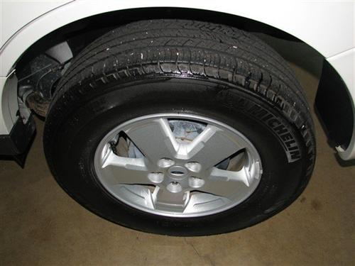 Ford Escape 2009 photo 3