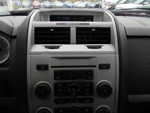 Ford Escape 2009 photo 3