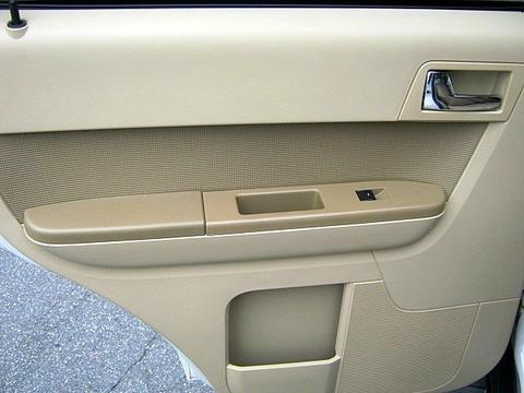 Ford Escape 2009 photo 2