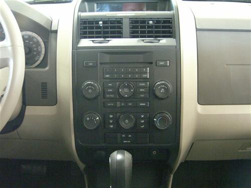 Ford Escape 2009 photo 2