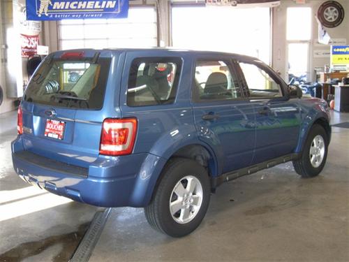 Ford Escape 2009 photo 3