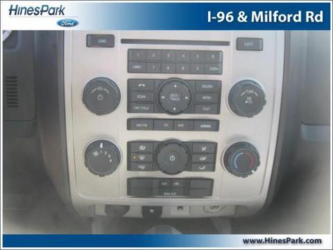 Ford Escape 2009 photo 1
