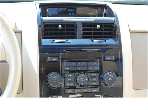 Ford Escape 2009 photo 1