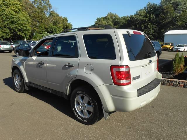 Ford Escape 2009 photo 1