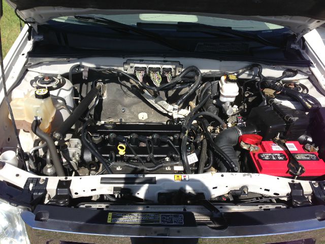Ford Escape 2009 photo 13