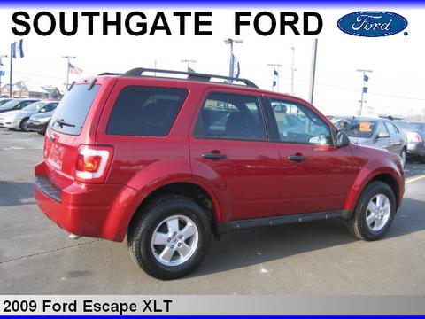 Ford Escape 2009 photo 2