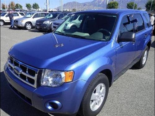 Ford Escape 2010 photo 2