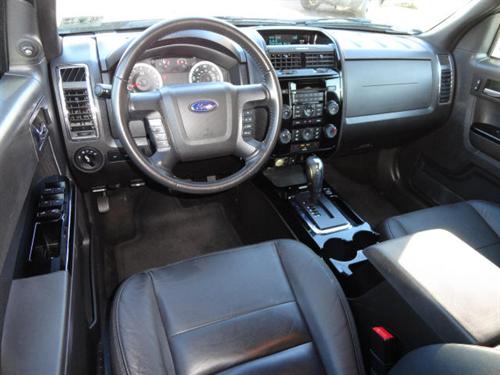 Ford Escape 2010 photo 2