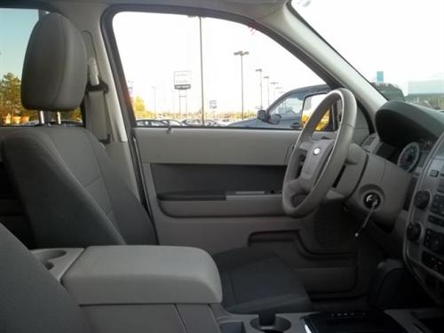 Ford Escape 2010 photo 4