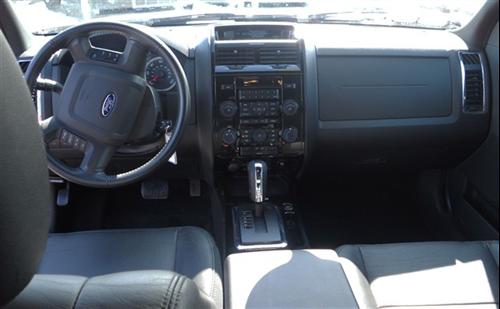 Ford Escape 2010 photo 1