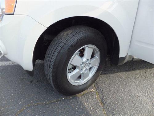 Ford Escape 2010 photo 3