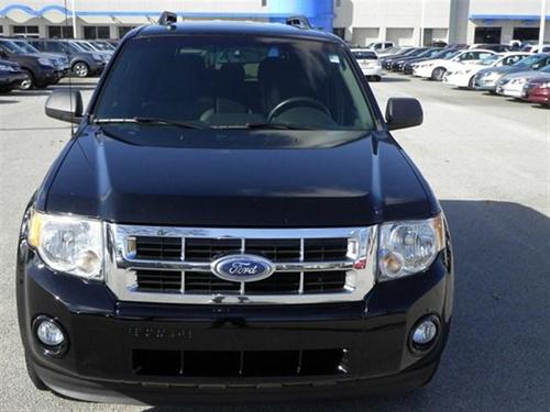 Ford Escape 2010 photo 1