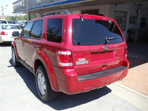 Ford Escape 2010 photo 1