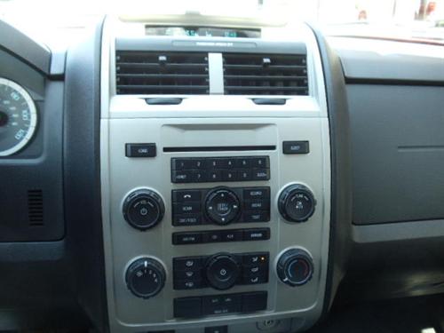 Ford Escape 2010 photo 4