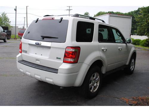 Ford Escape 2010 photo 2