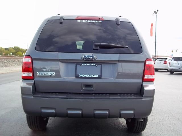 Ford Escape 2010 photo 3
