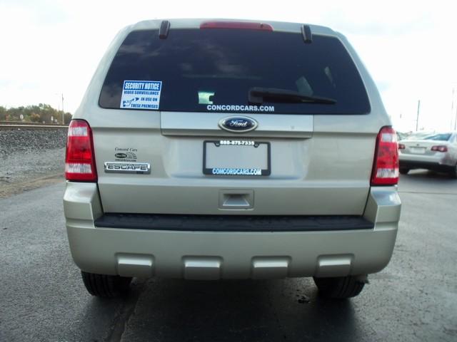 Ford Escape 2010 photo 3