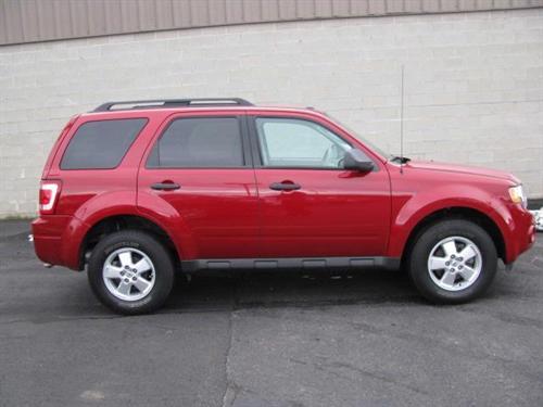 Ford Escape 2010 photo 1