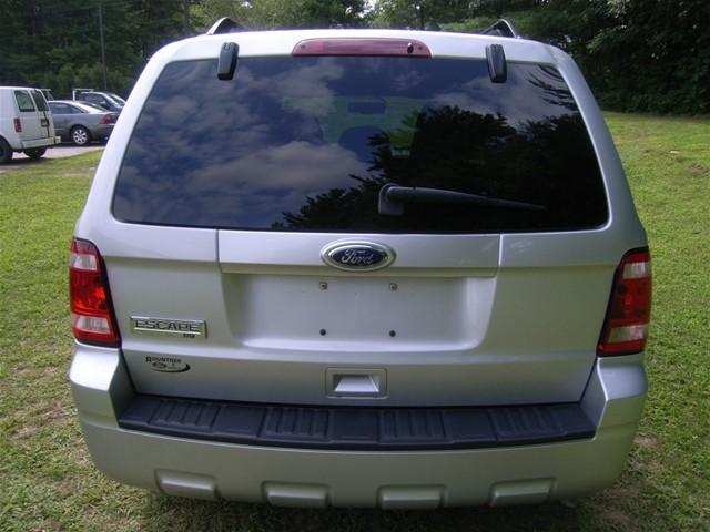 Ford Escape 2010 photo 3