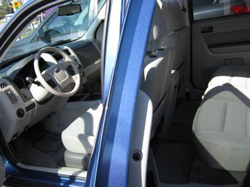 Ford Escape 2010 photo 4