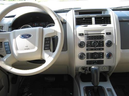 Ford Escape 2010 photo 5