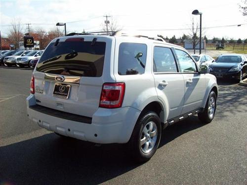 Ford Escape 2010 photo 2
