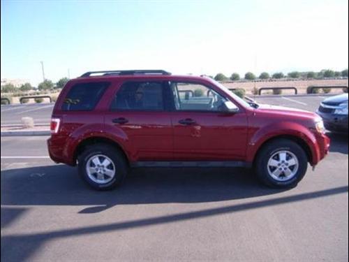 Ford Escape 2010 photo 2