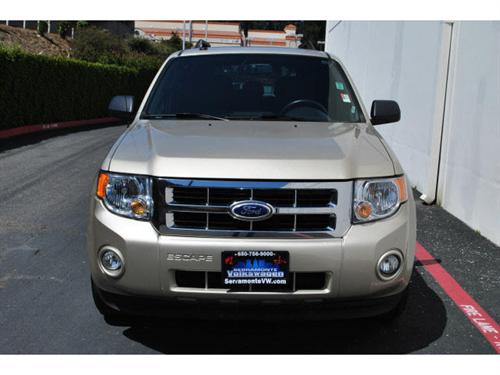 Ford Escape 2010 photo 1