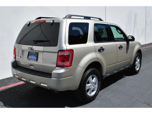 Ford Escape 2010 photo 3