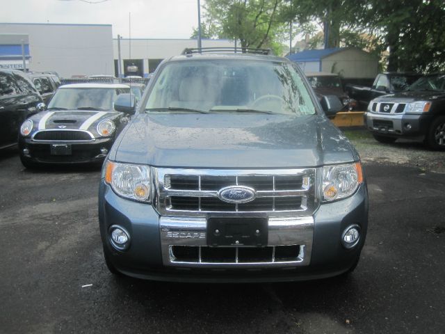 Ford Escape 2010 photo 1