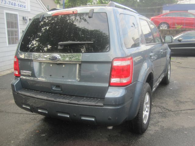 Ford Escape 2010 photo 3