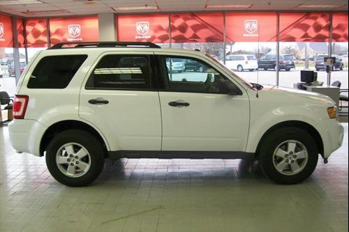 Ford Escape 2010 photo 4