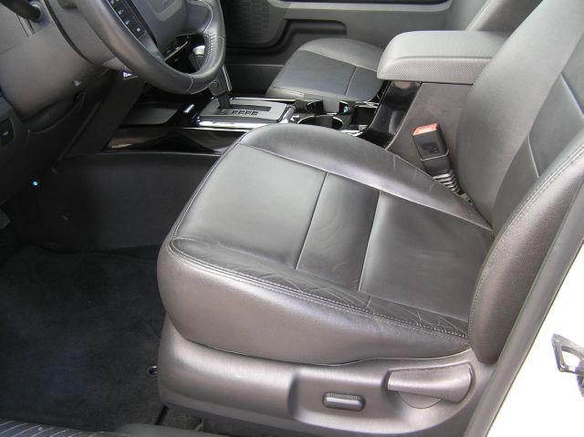 Ford Escape 2010 photo 7