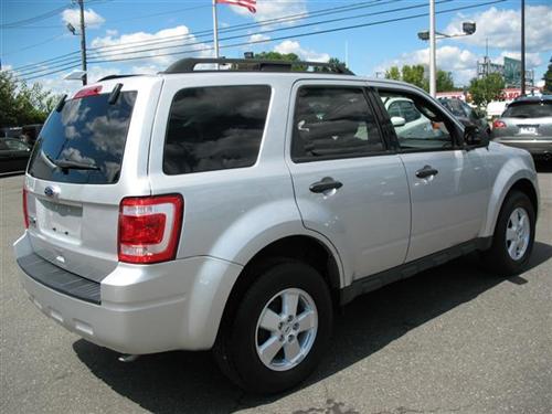 Ford Escape 2010 photo 1